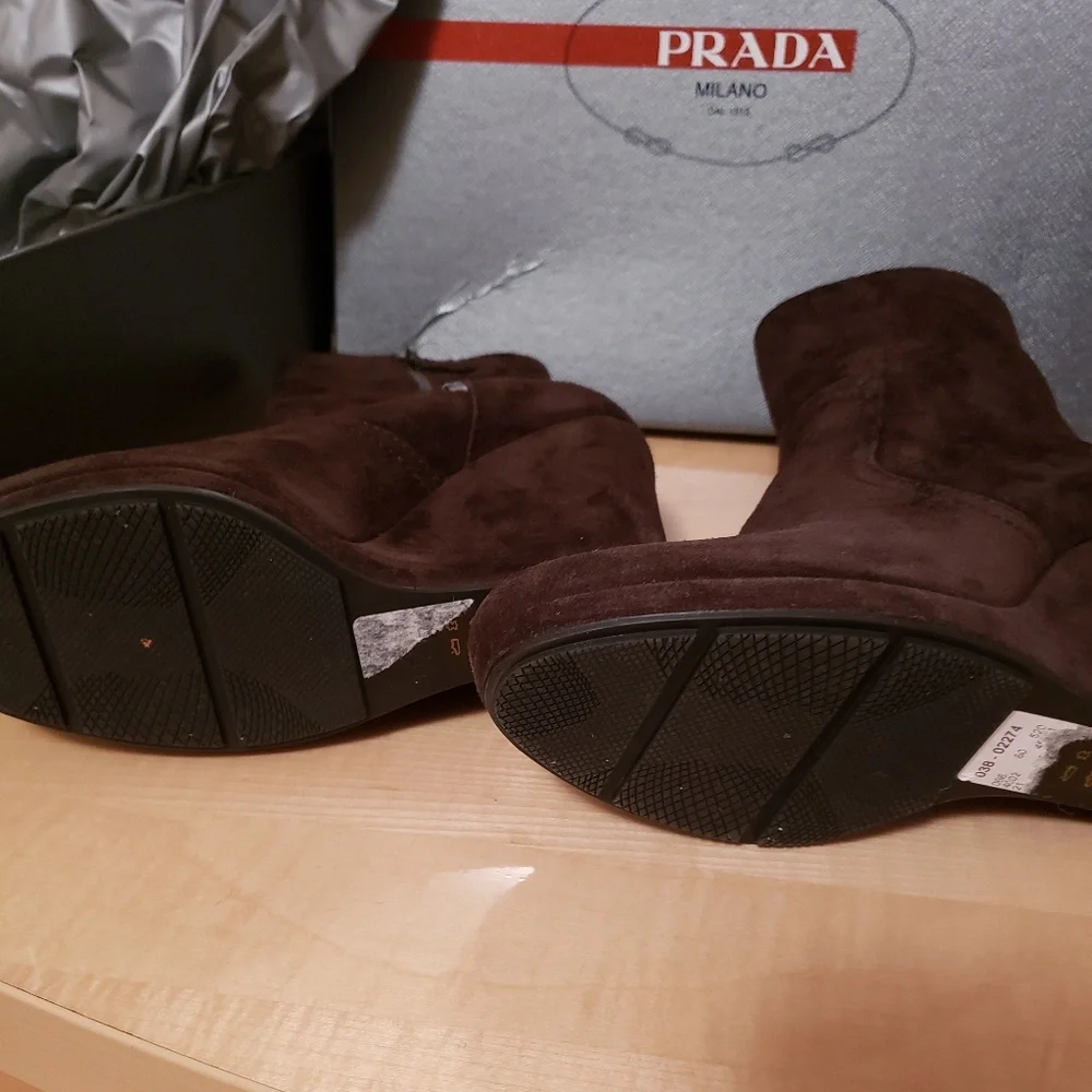 Prada very good